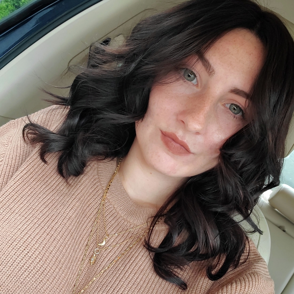 Meet your Posher, Isabella